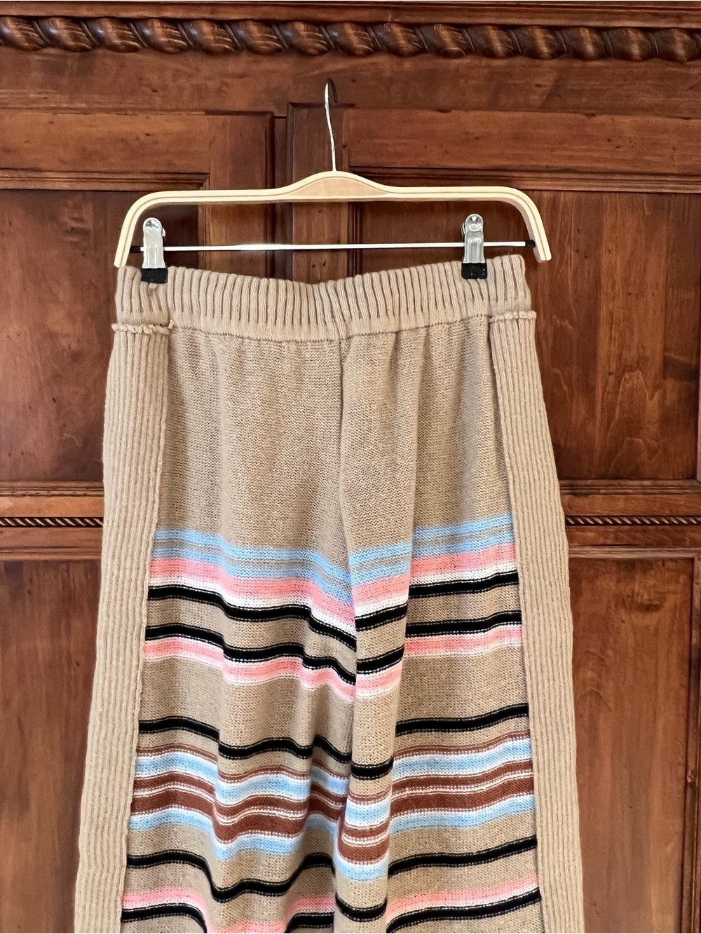 SHEIN Beige Knit Lounge Drawstring Jogger | Striped | Size L | Like New - Picture 4 of 9